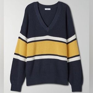 Aritzia TNA Beacon sweater